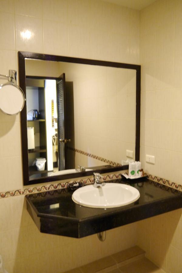 Lertnimit Hotel Chaiyaphum Εξωτερικό φωτογραφία