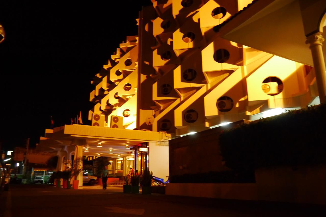 Lertnimit Hotel Chaiyaphum Εξωτερικό φωτογραφία