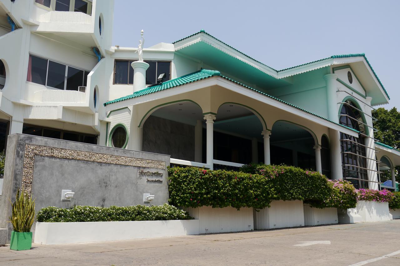 Lertnimit Hotel Chaiyaphum Εξωτερικό φωτογραφία