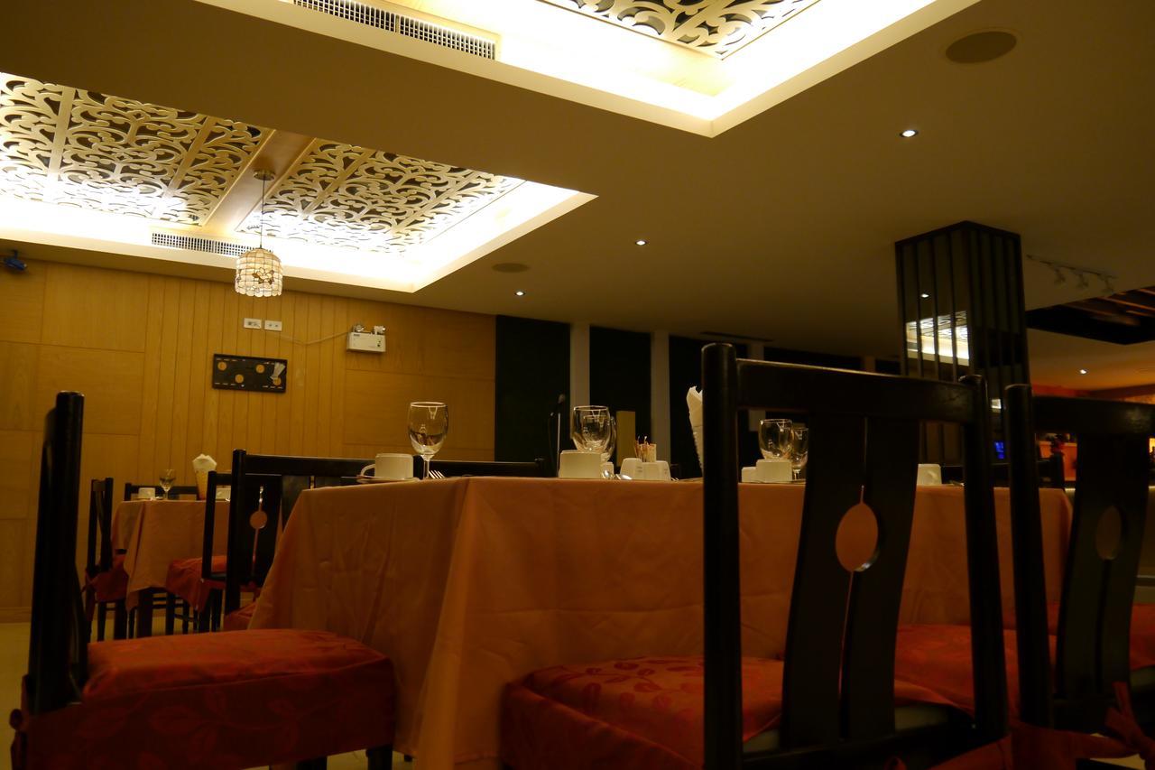 Lertnimit Hotel Chaiyaphum Εξωτερικό φωτογραφία